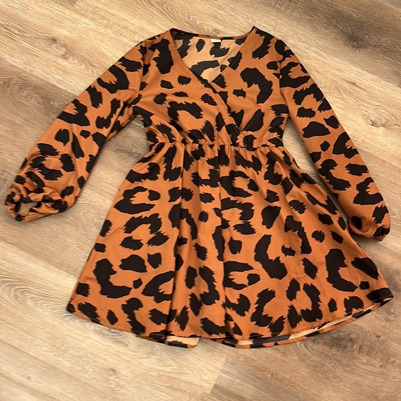 SHEIN - Picture 2 of 4